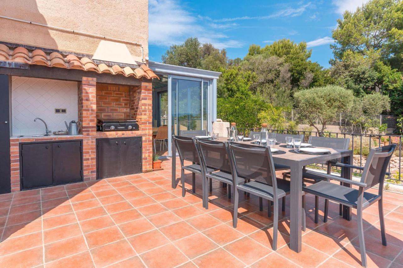 Villa Vue Mer Presqu'Ile De Giens Avec Piscine อิแยร์ ภายนอก รูปภาพ