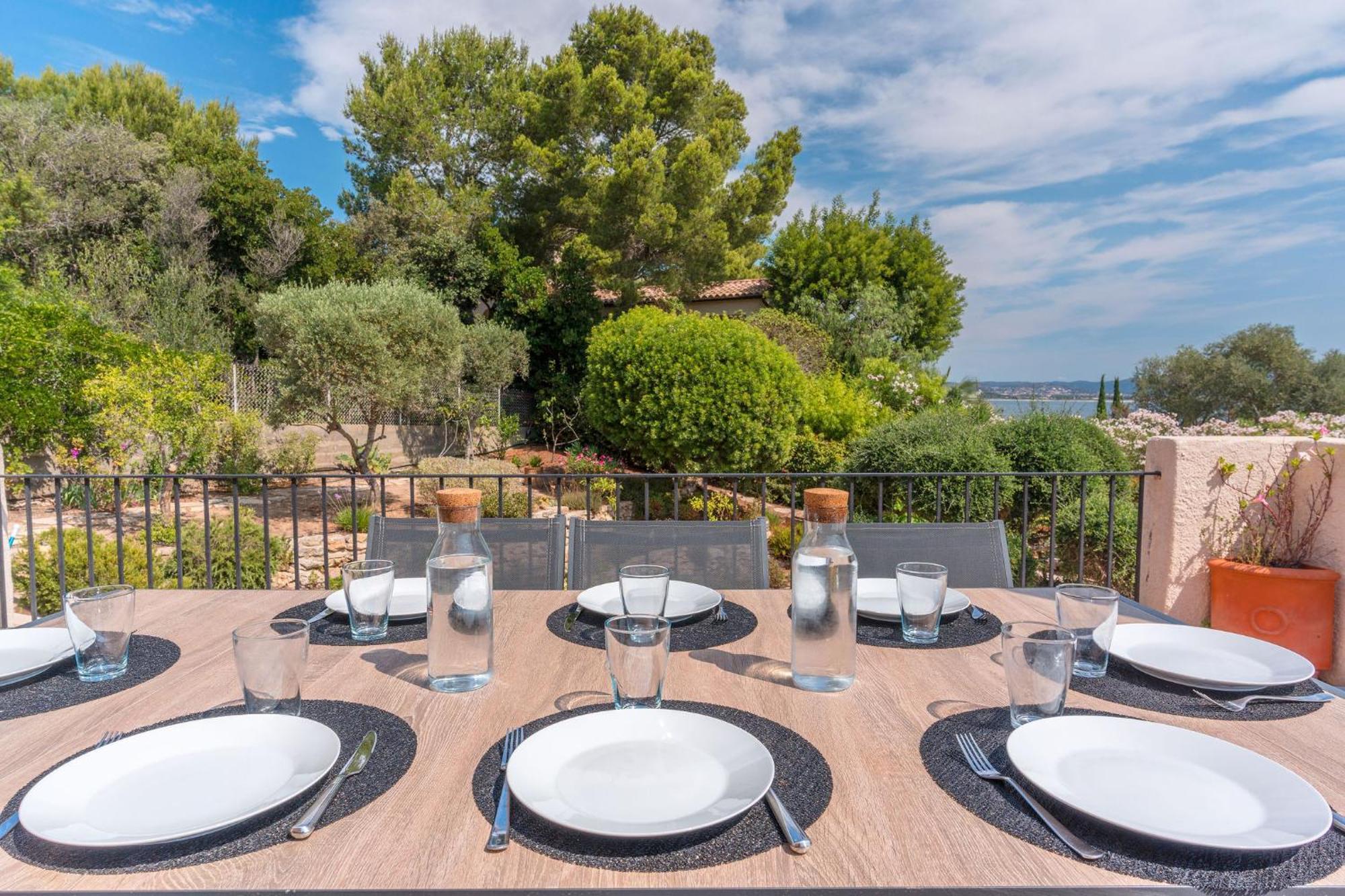 Villa Vue Mer Presqu'Ile De Giens Avec Piscine อิแยร์ ภายนอก รูปภาพ